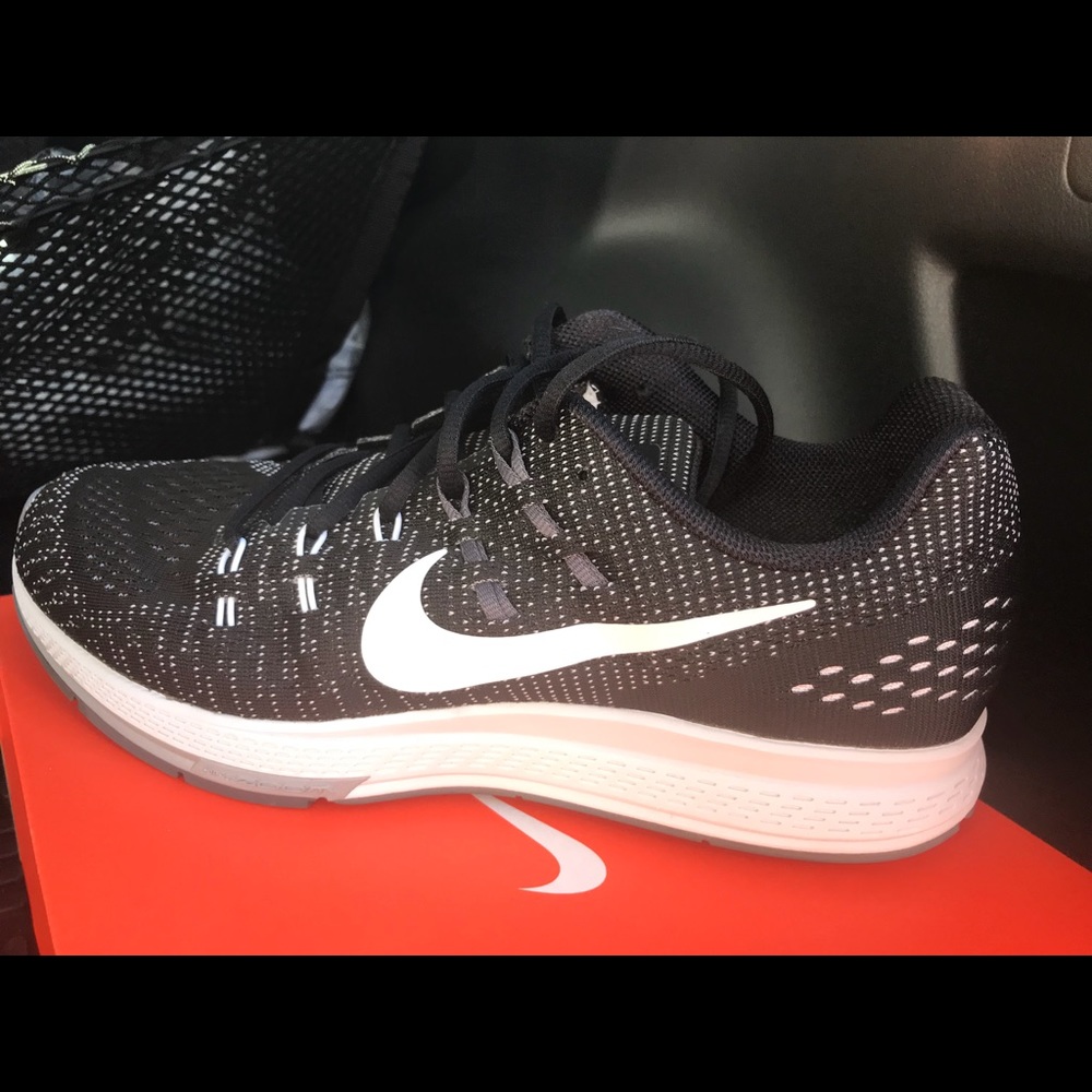 Men’s Nike Air Zoom Structure 19